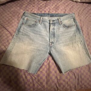 Levi’s 501 cut off jeans 34